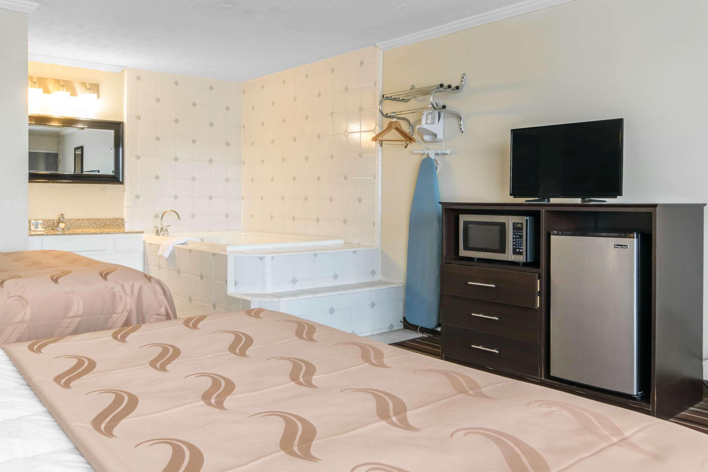 Quality Inn & Suites Horse Cave Exterior foto