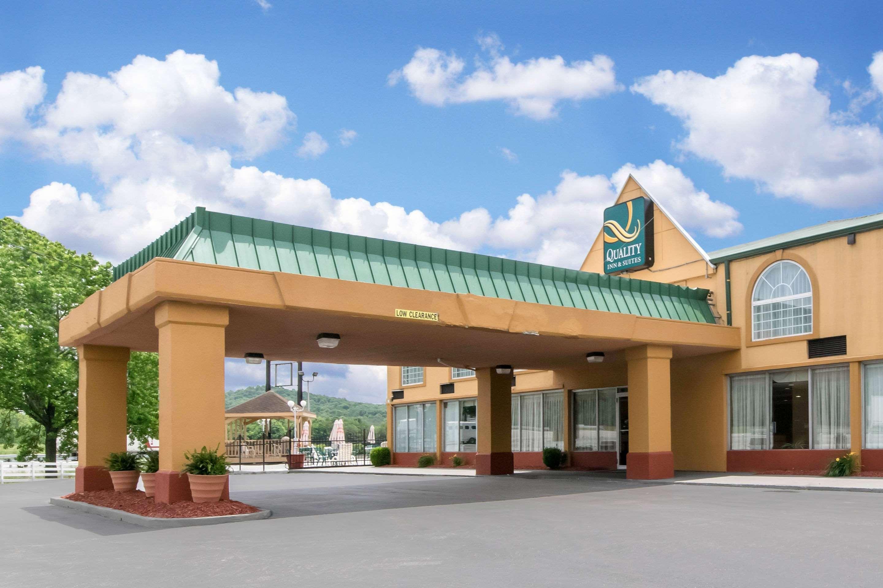 Quality Inn & Suites Horse Cave Exterior foto